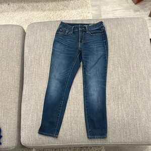 Old navy pop icon skinny jean size 0 petite dark wash